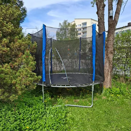 公寓 Viihtyisae Ja Tilava Paritaloasunto Hyvaellae Sijainnilla 海门林纳