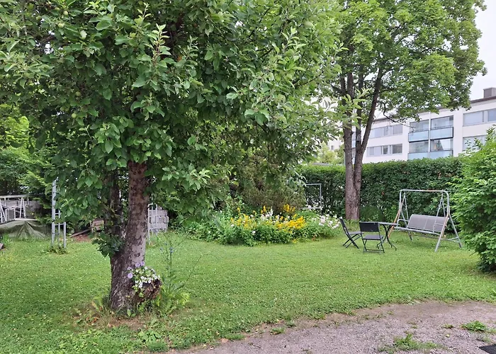 Viihtyisae Ja Tilava Paritaloasunto Hyvaellae Sijainnilla Apartamento *